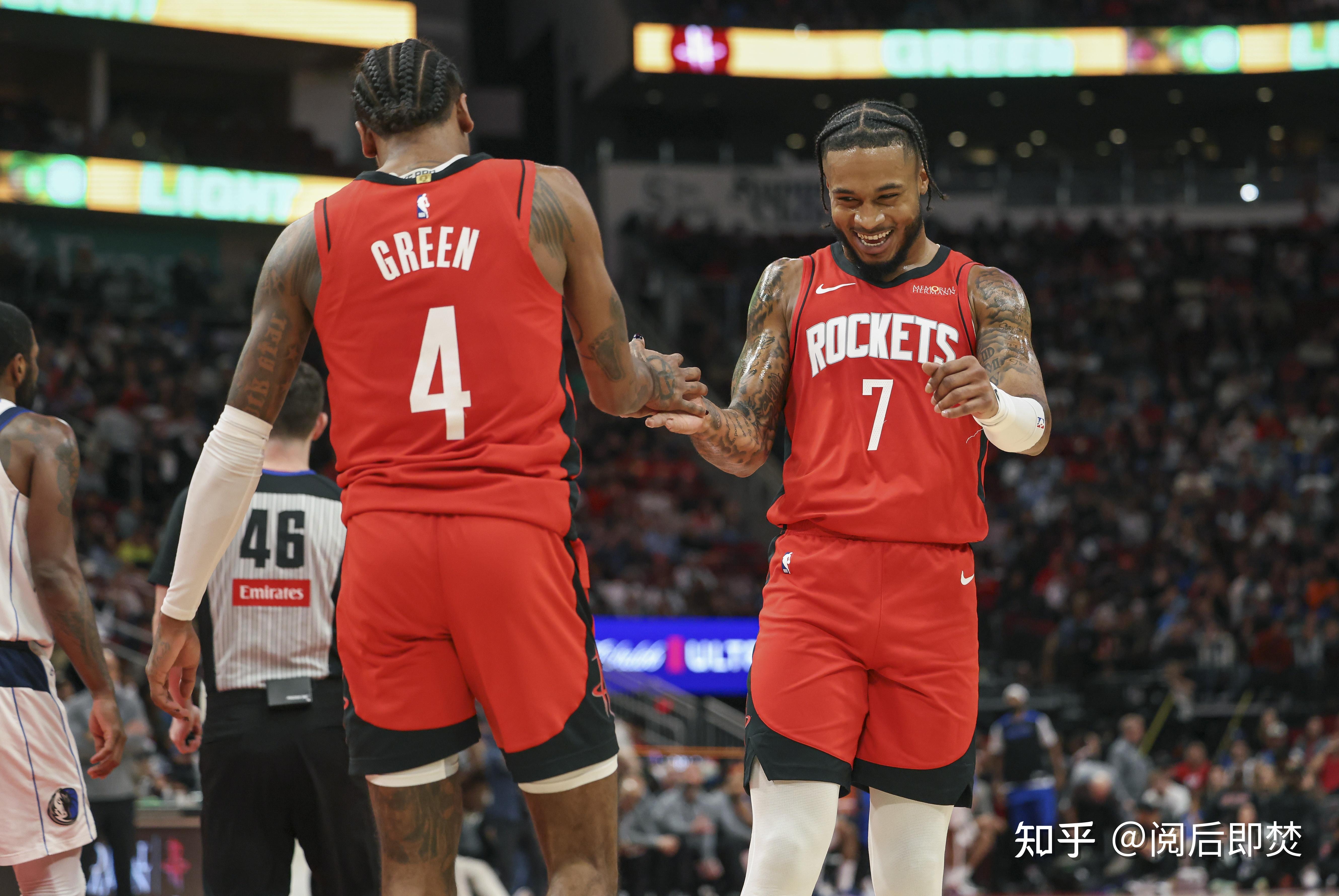 开云体育网址-丹佛掘金赛后豪取连胜，志在足总杯名次提升，媒体盛赞，更衣室氛围转暖(丹佛掘金球迷对恩比德)