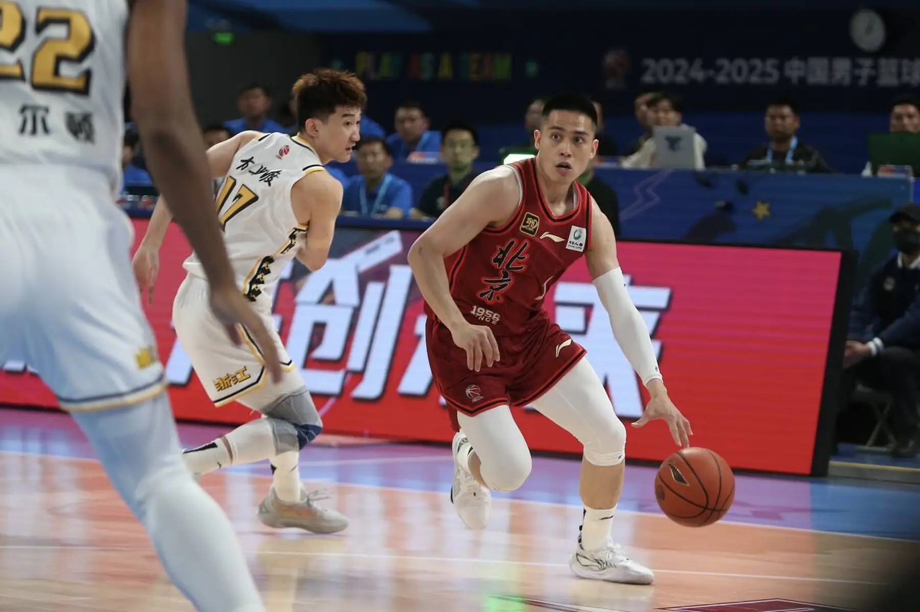 开云体育网址-包含CBA季后赛加时末段走向成谜；北京国安遗憾出局；目标明确；数据趋势出现新变化的词条