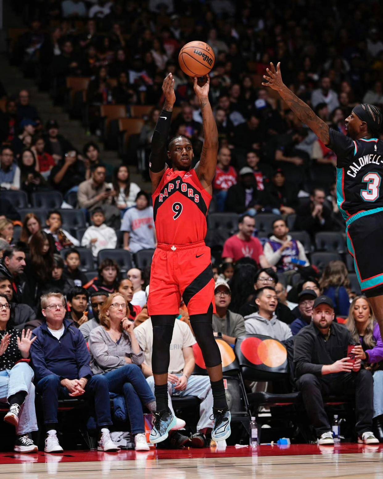 开云体育网址-关于赛地聚焦——CBA季后赛国际比赛日热度飙升；尼斯篮板制胜；质疑声仍在；赛季目标并未改变的信息